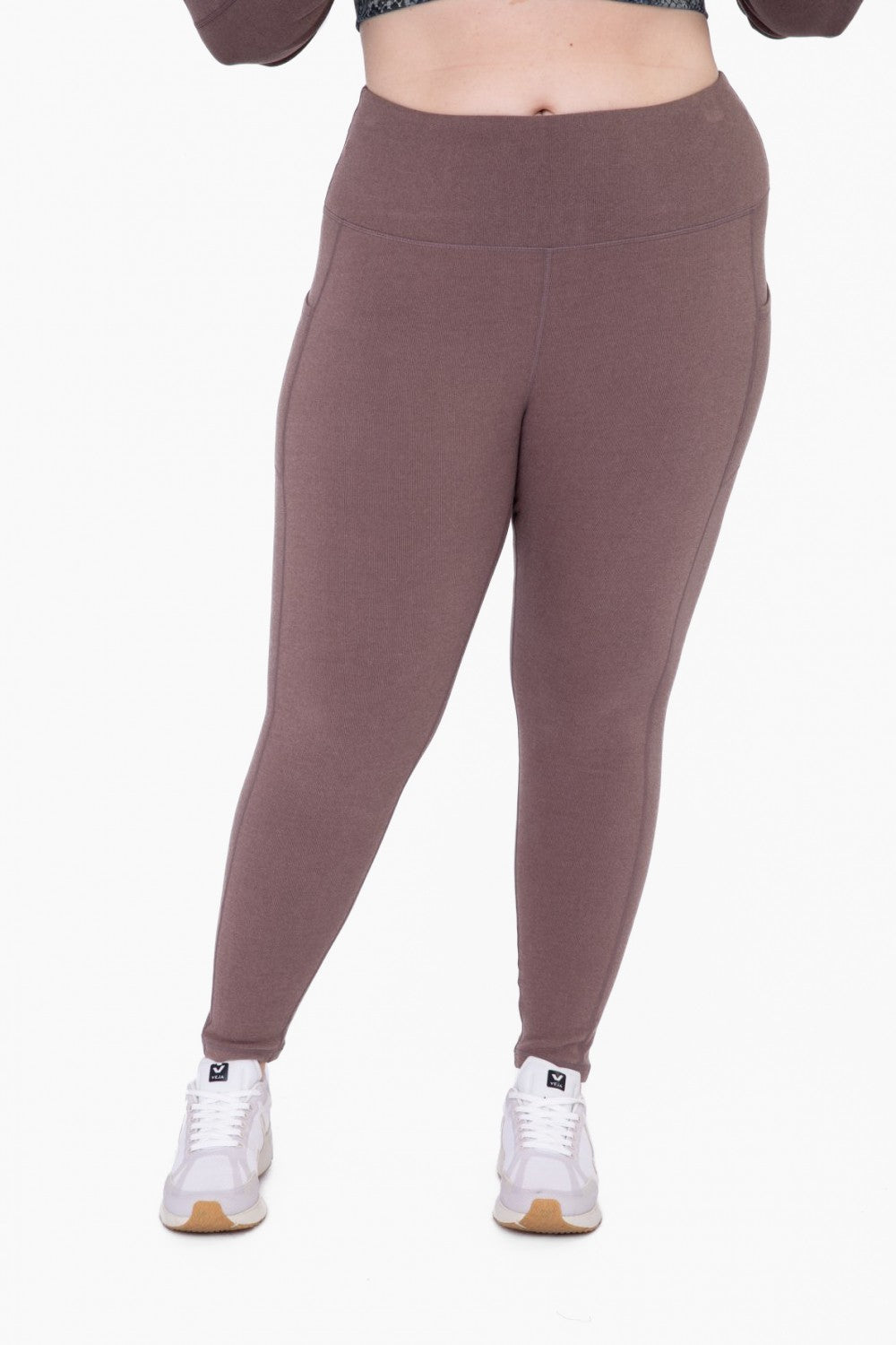 Curvy Micro-Ribbed Swoop Back High-Waisted Pocket Leggings